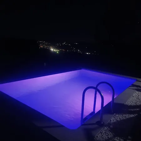 בית נופש Afea's With A Pool For Relaxation And Enjoyment סראייבו