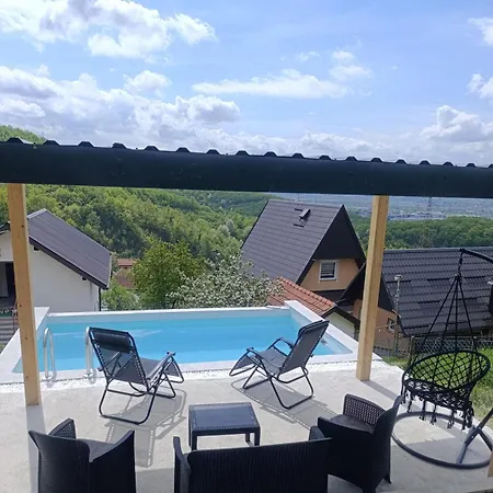 בית נופש Afea's With A Pool For Relaxation And Enjoyment
